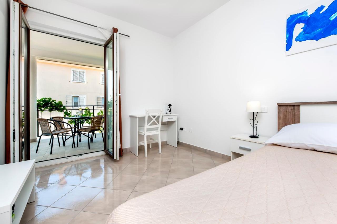 Apartments Vinko Ρόβινι Εξωτερικό φωτογραφία