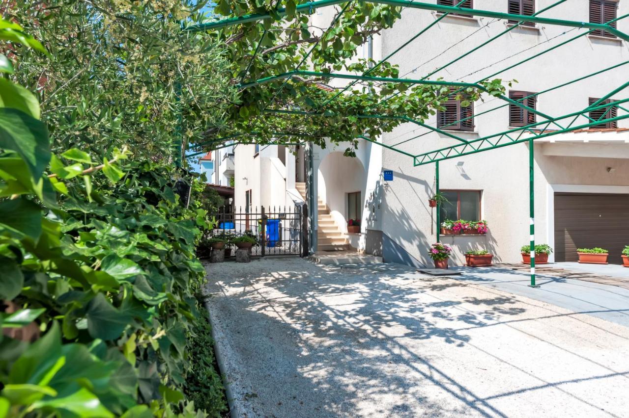 Apartments Vinko Ρόβινι Εξωτερικό φωτογραφία