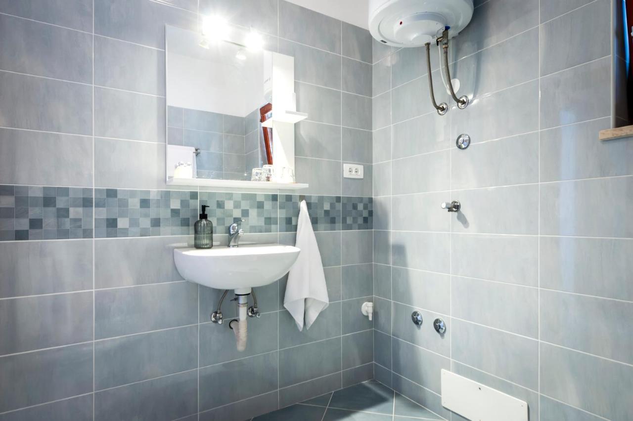Apartments Vinko Ρόβινι Εξωτερικό φωτογραφία