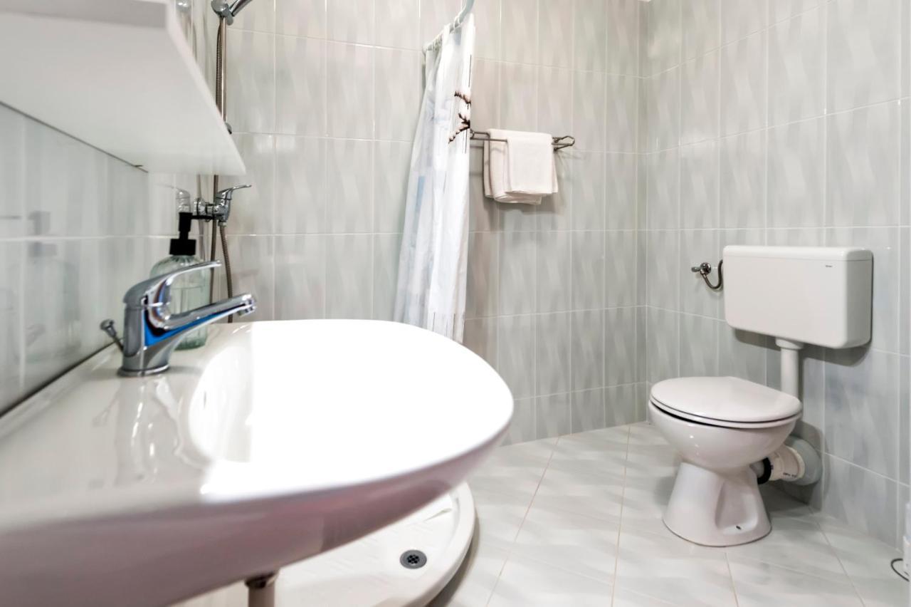 Apartments Vinko Ρόβινι Εξωτερικό φωτογραφία