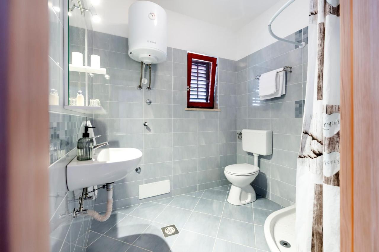 Apartments Vinko Ρόβινι Εξωτερικό φωτογραφία