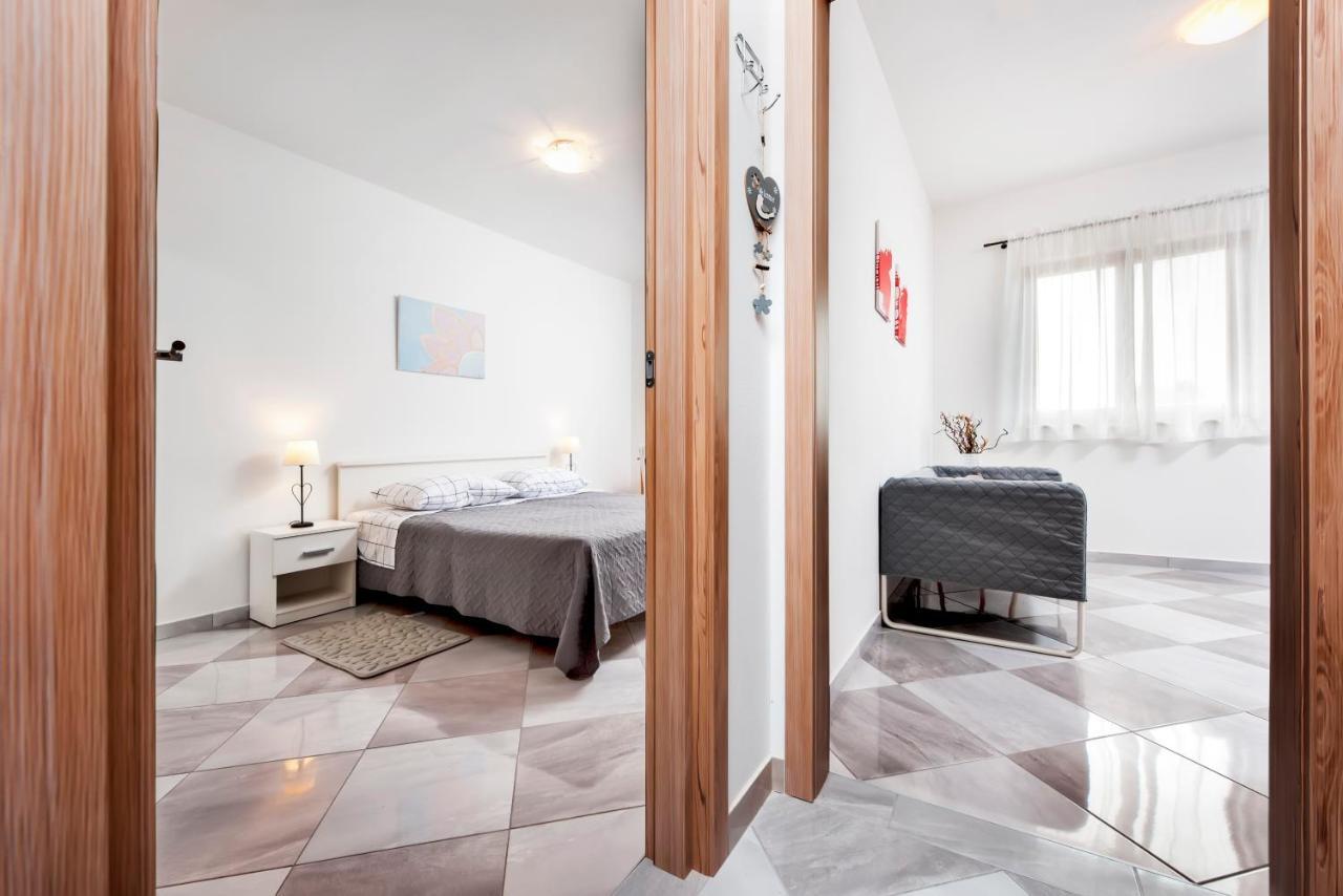 Apartments Vinko Ρόβινι Εξωτερικό φωτογραφία